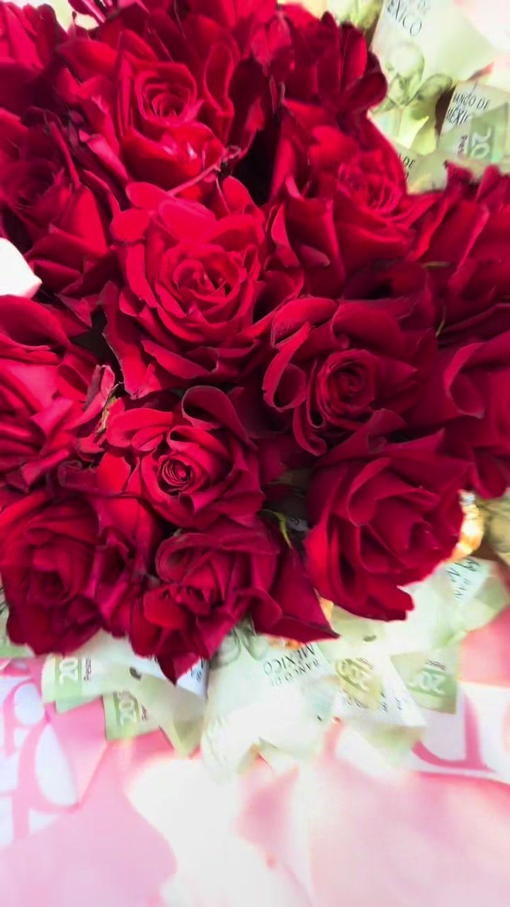 @flowersvillagearteconlistones