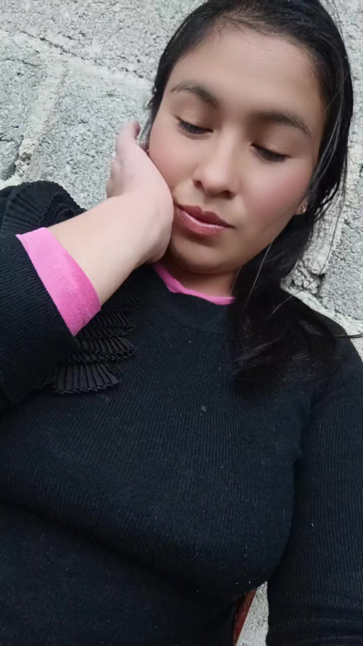 @OjitosBonitos