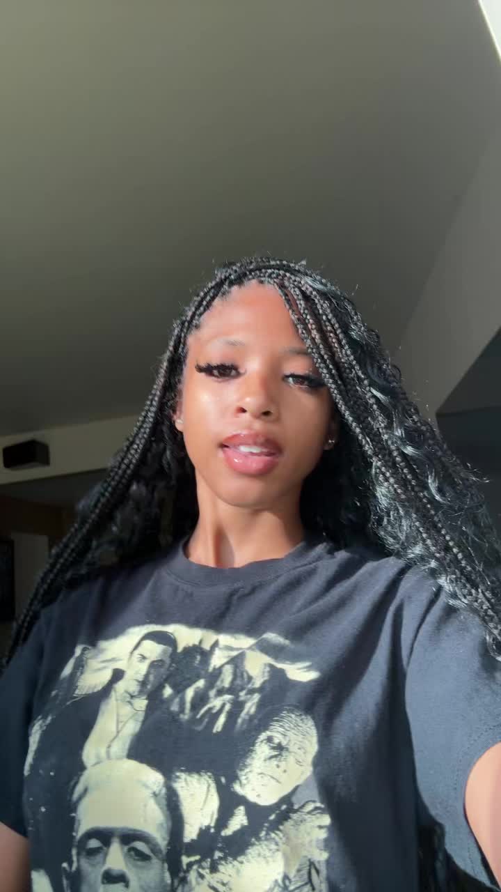 @naomi🌟
