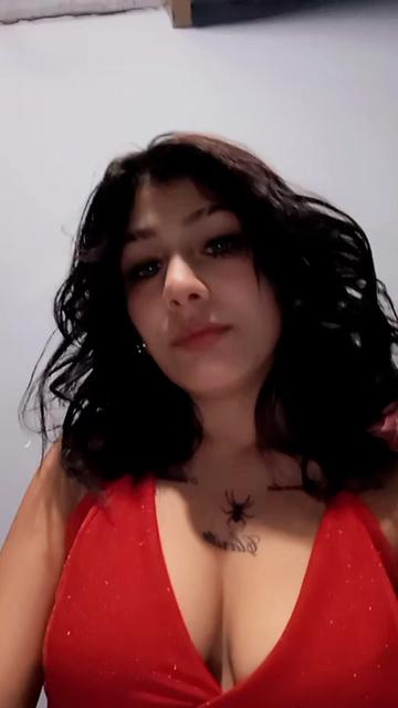 @María Aquino