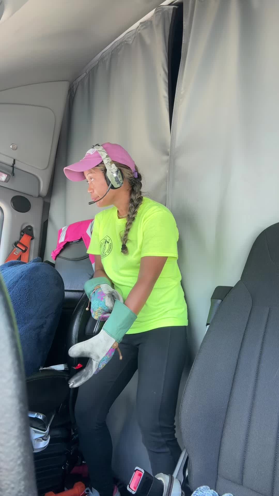 @Pinay Trucker Girl USA