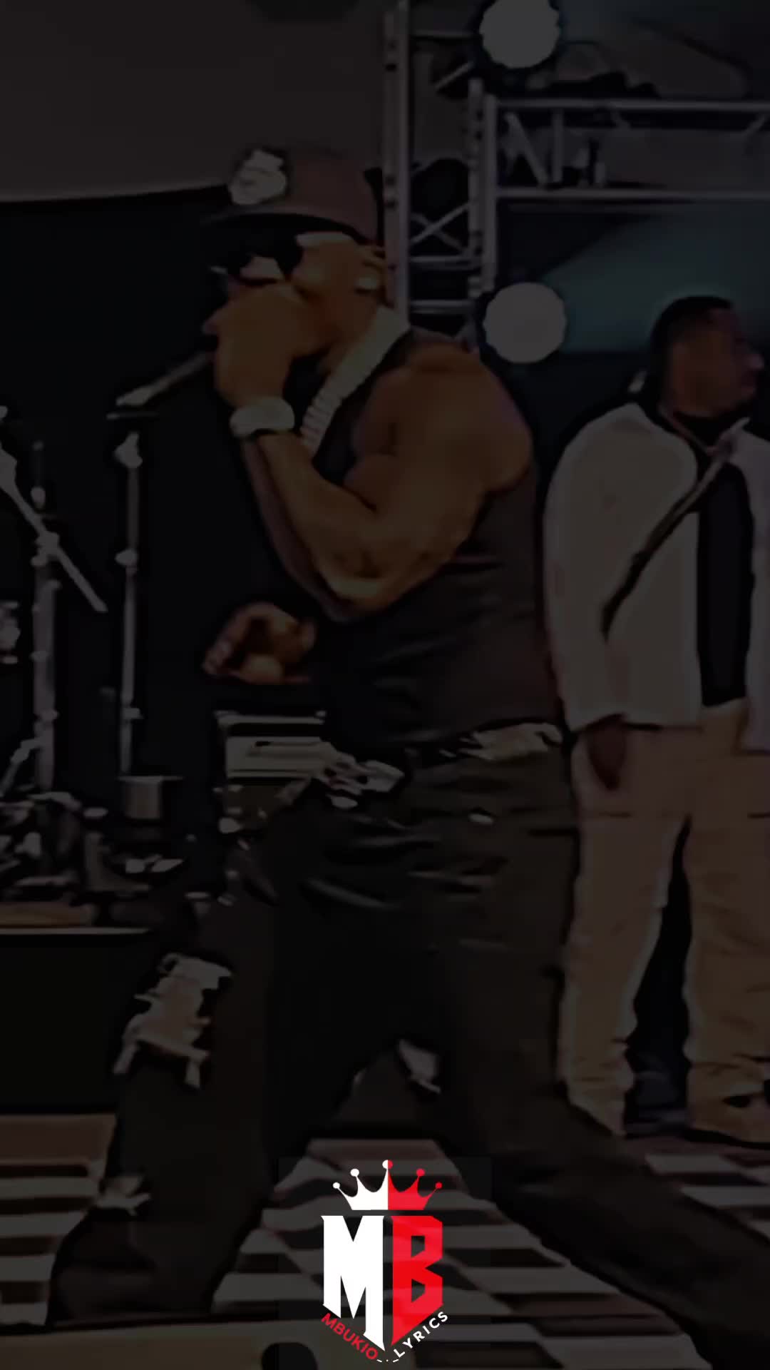 @𝗠𝗯𝘂𝗸𝗶𝗼_𝗟𝘆𝗿𝗰𝘀🫅