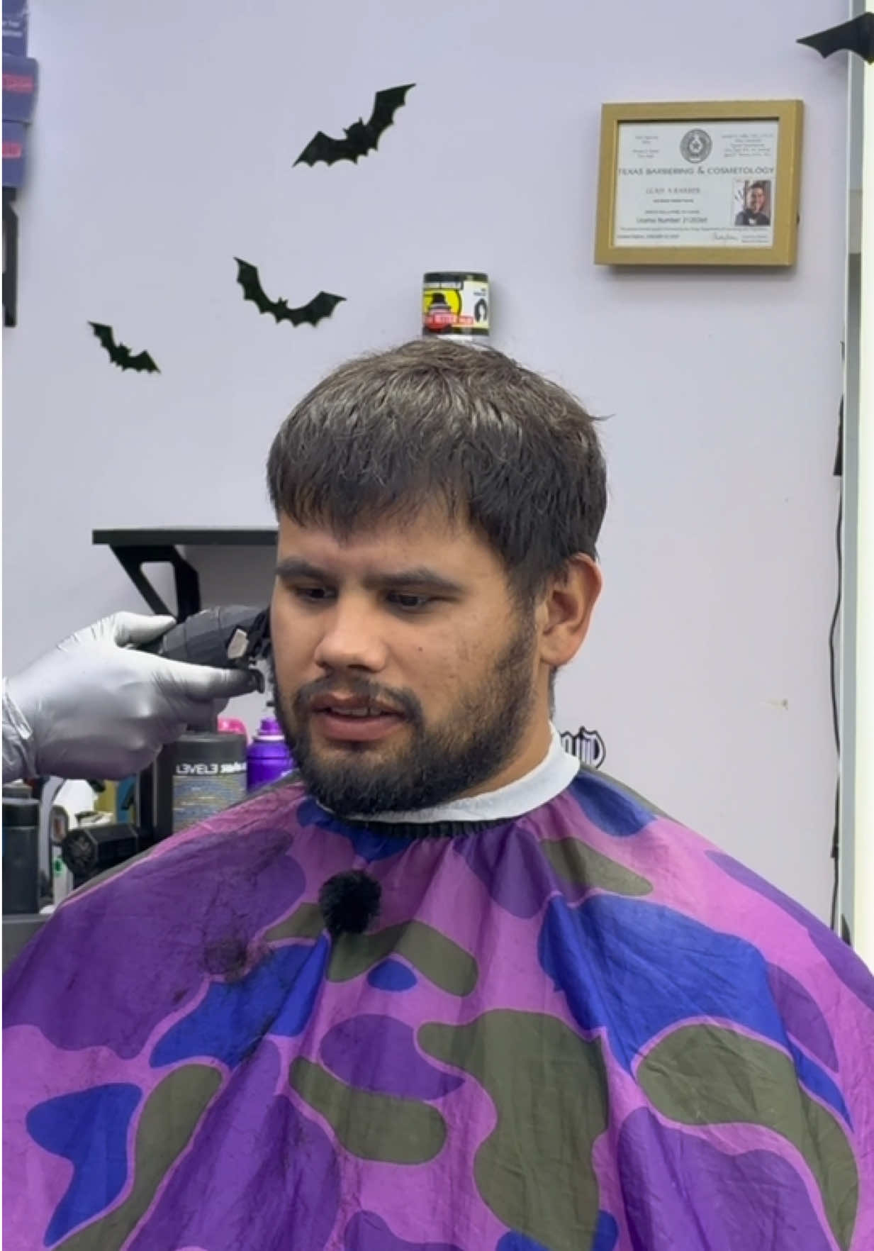 @Jisai Barber