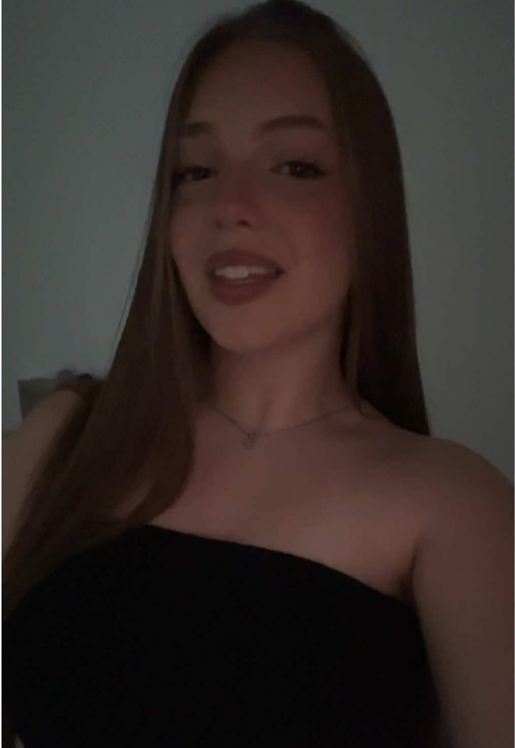 @𝒾𝓋ℴ𝓃𝒶