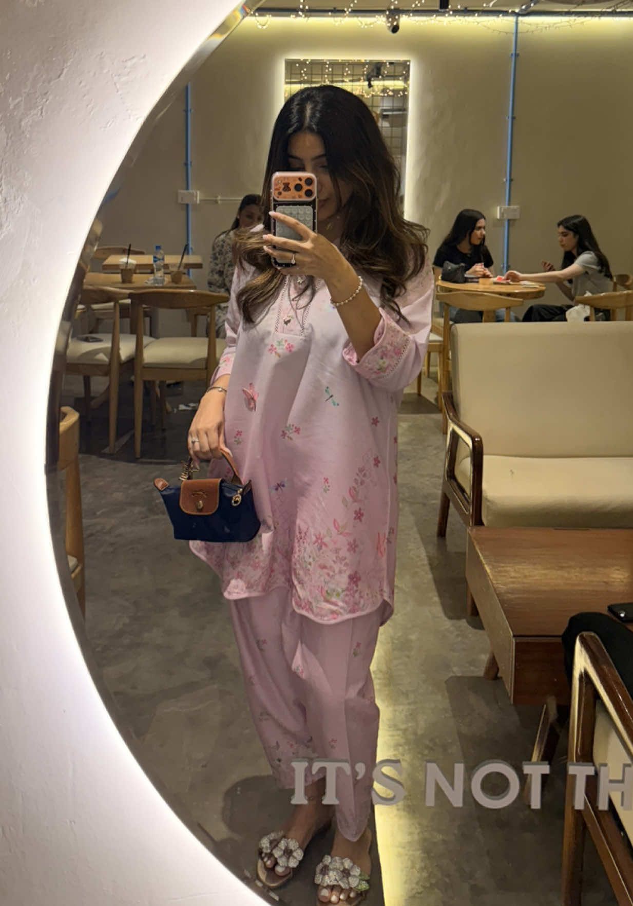 @ohmominah