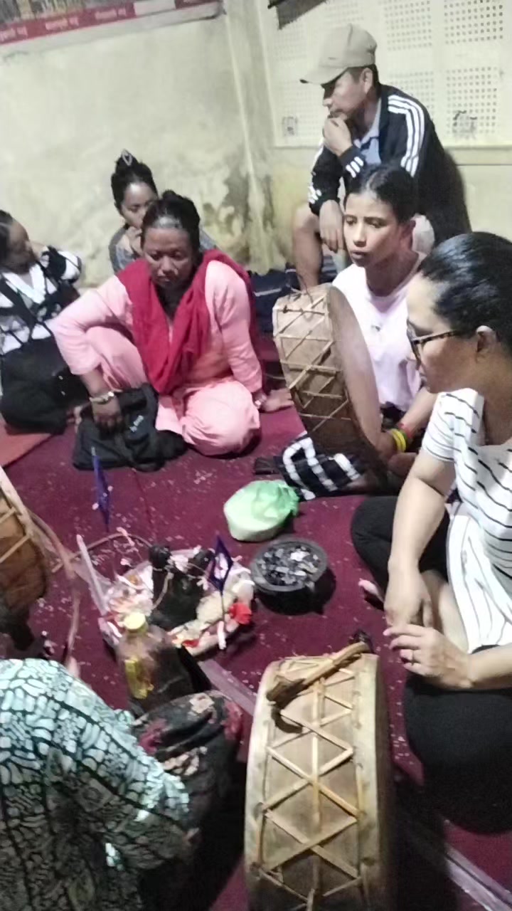 @संगिता थीङ