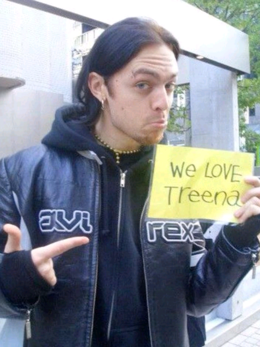 @🦇Gerardwayismywife🦇
