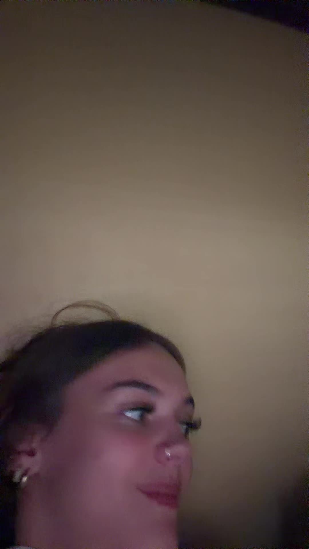 @🦄