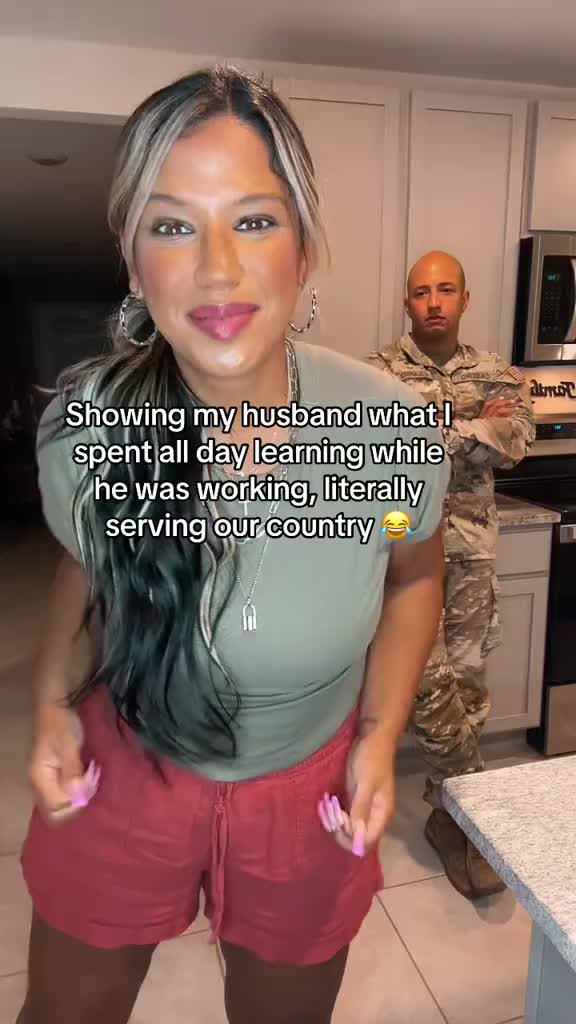 @LizDamyl