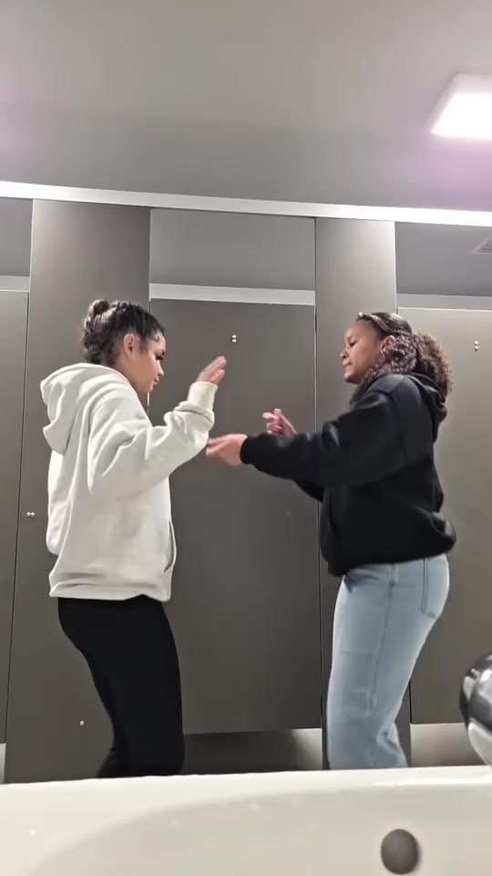 @Ella🤞🏽💗