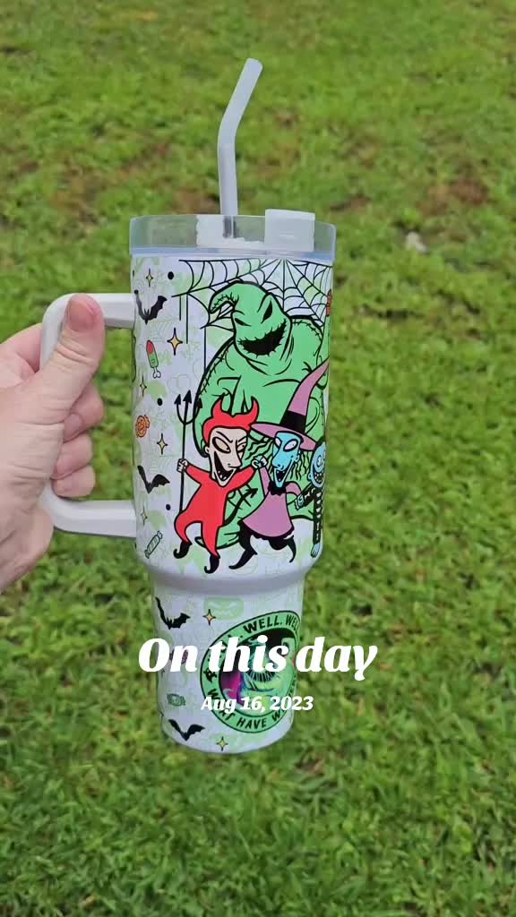 @LilosVinylDesigns