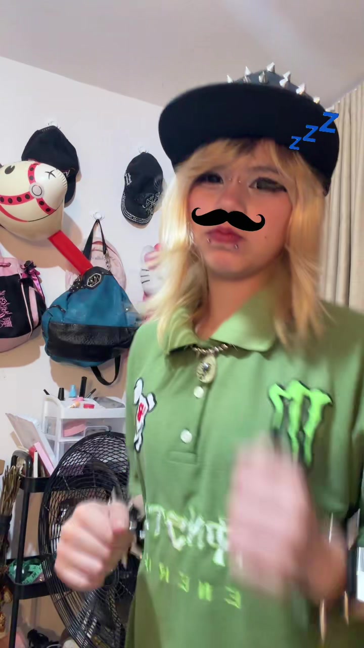 @Furbi