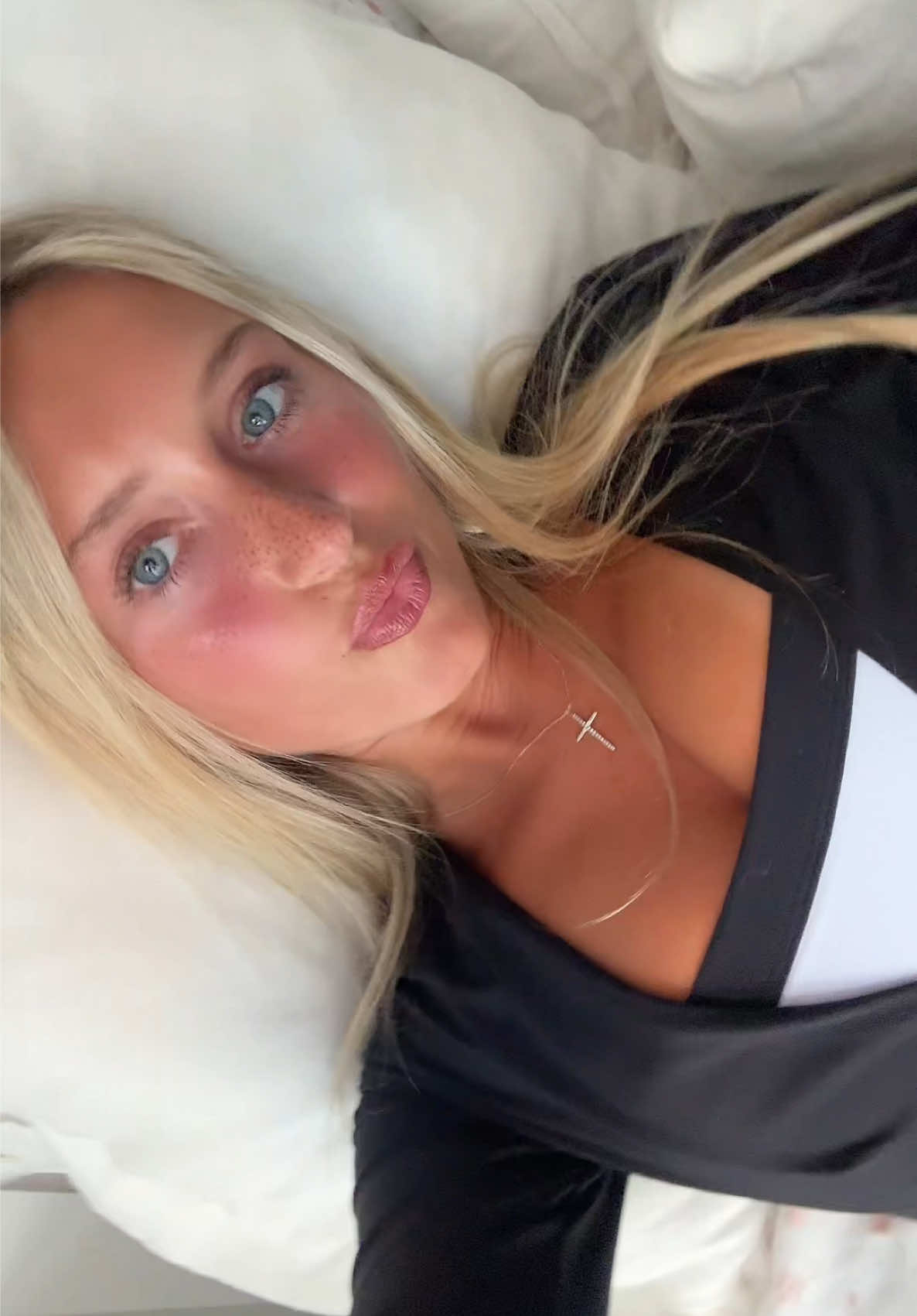 @Bella