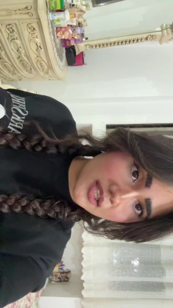 @heliataghia