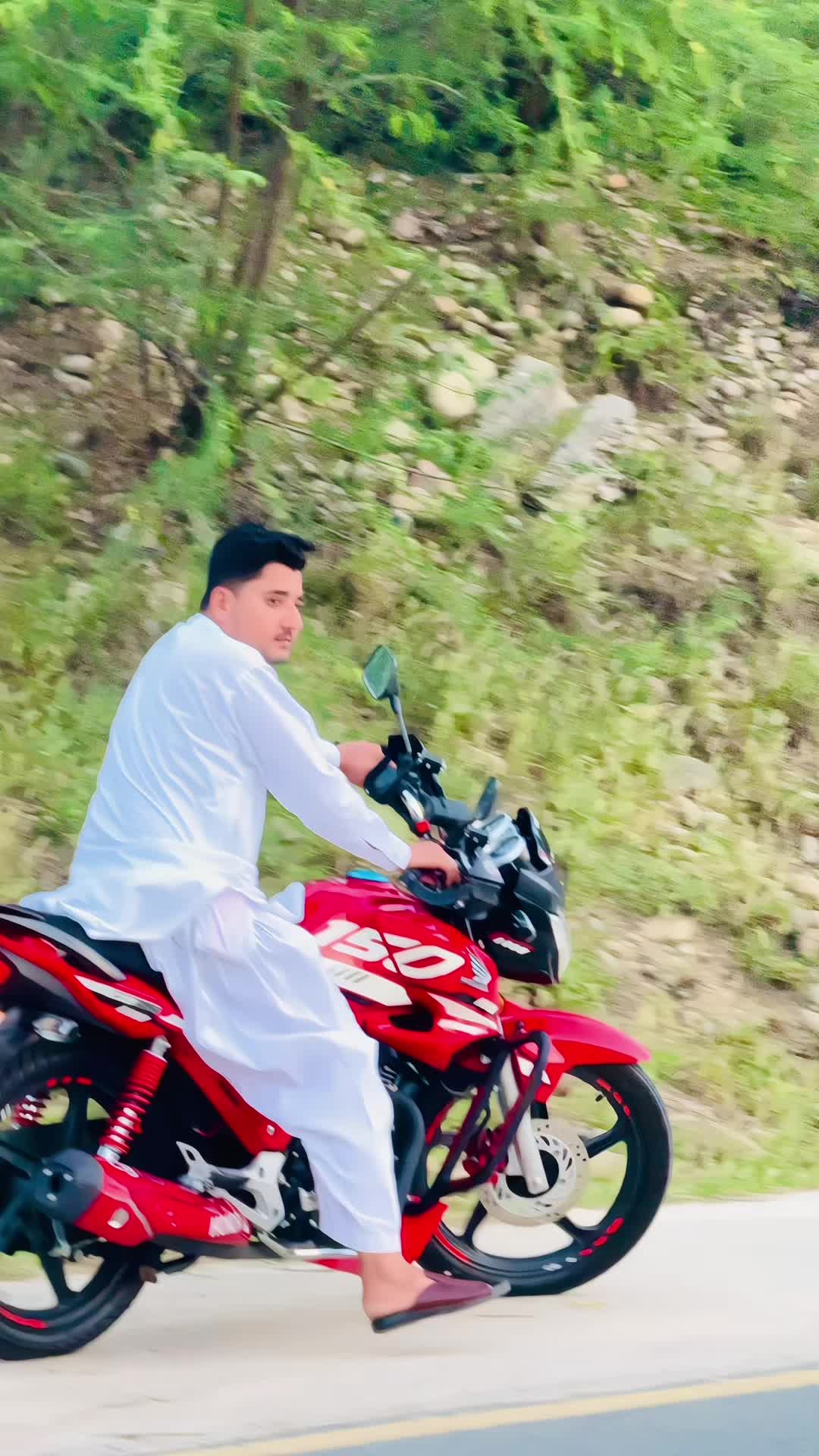 @Maلik عdnan🥀