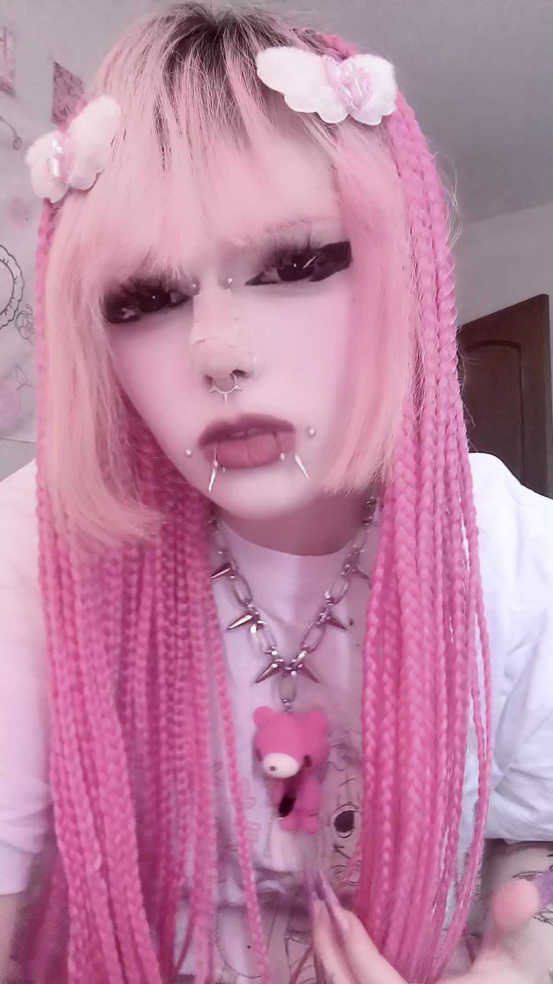 @✞