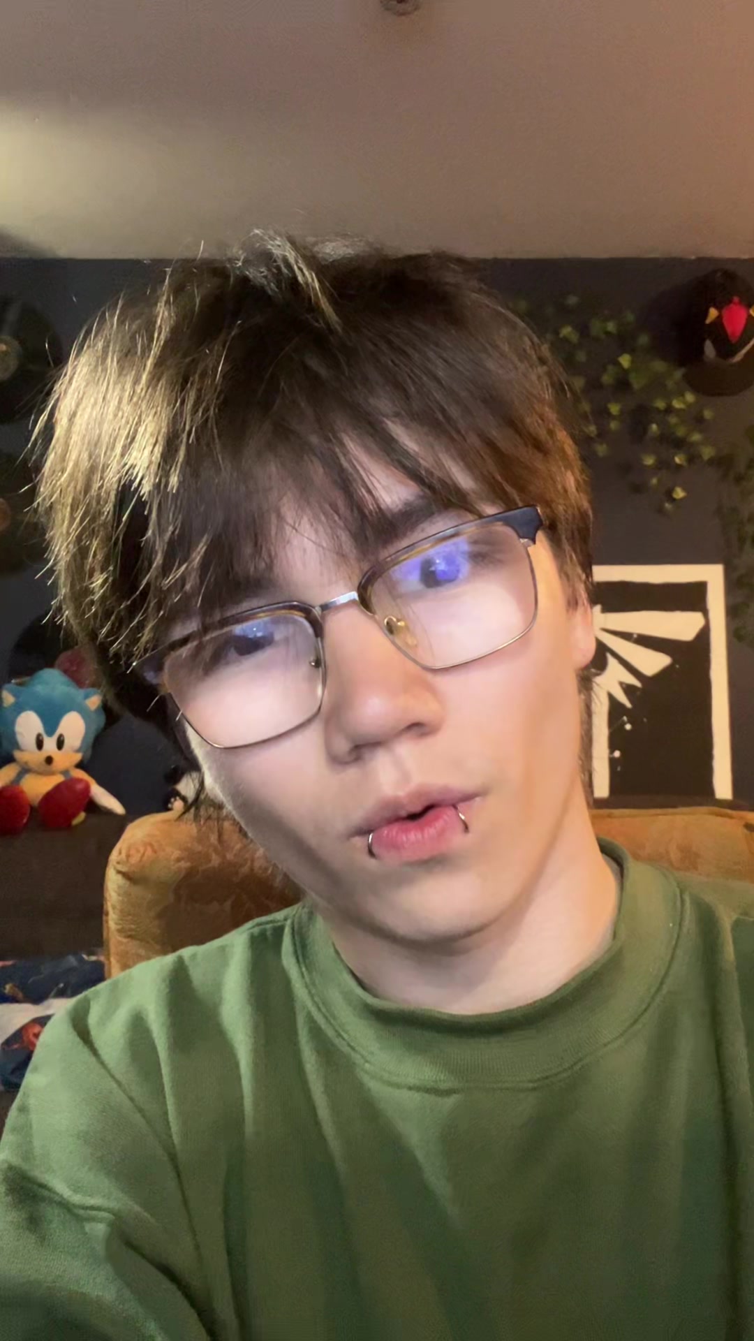 @ZNX <3