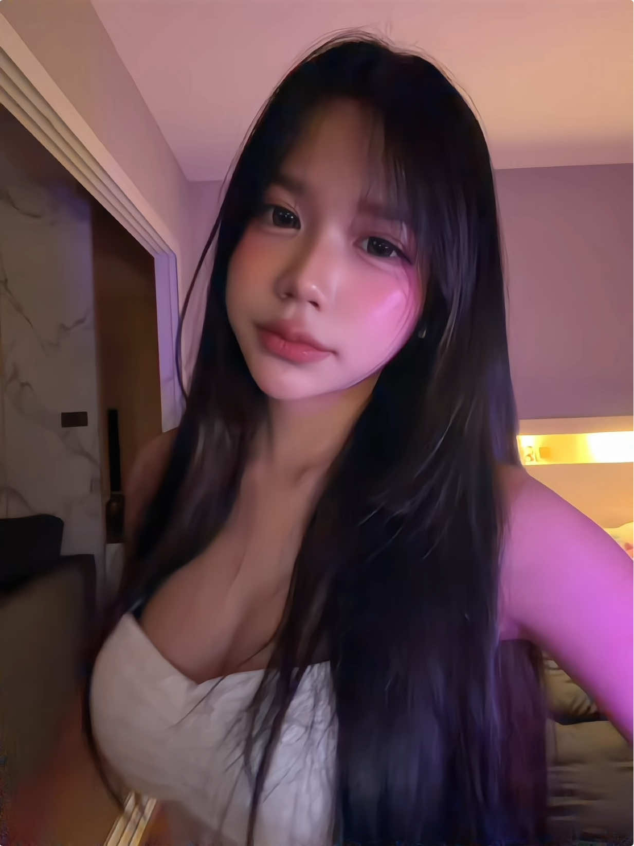 @ThiriHlaing