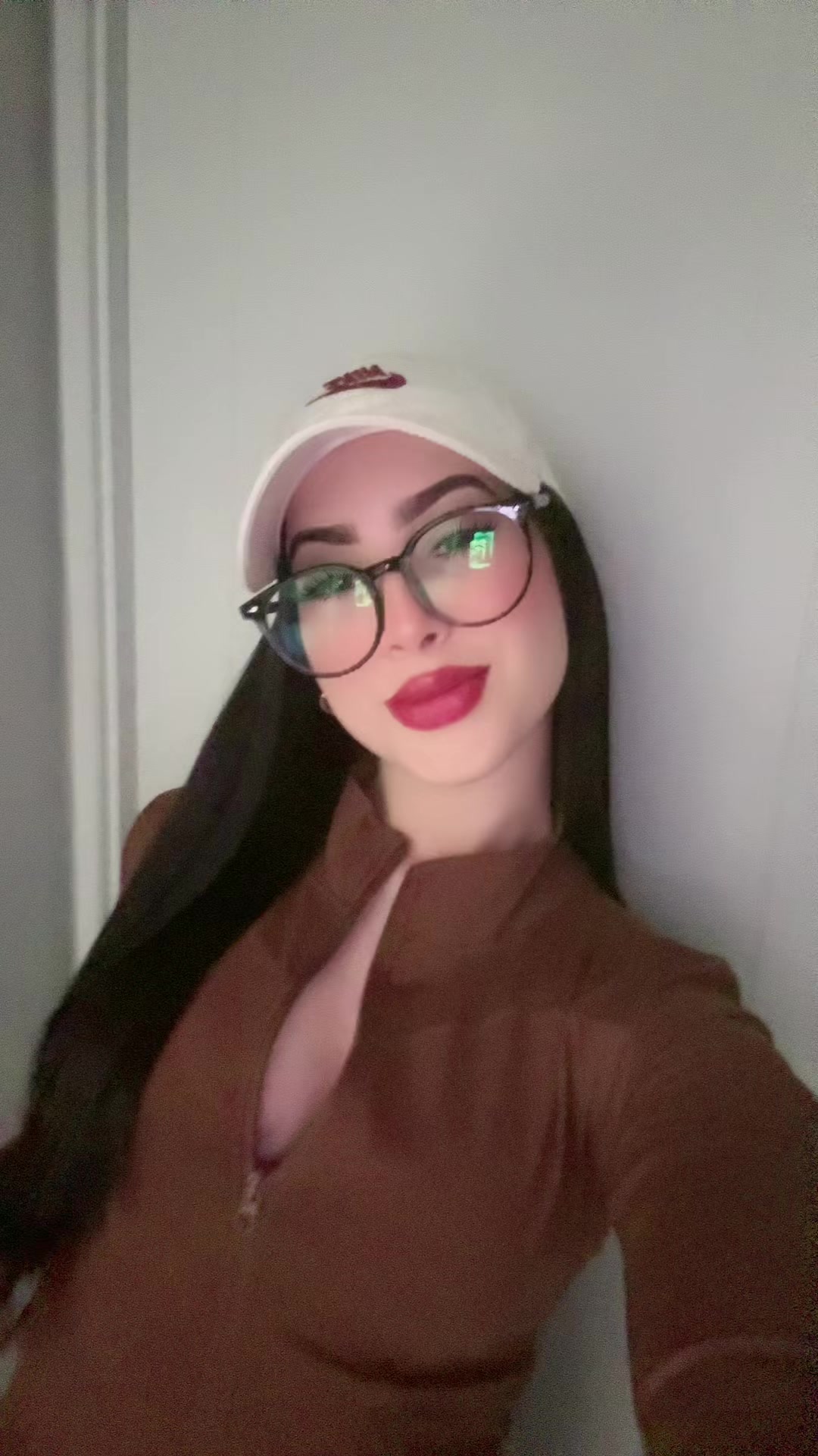 @Ashley Valentina💕
