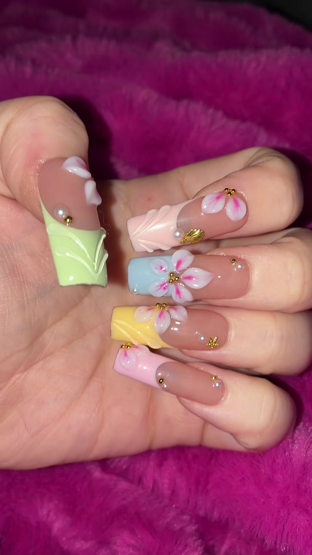 @Brittnee ♏️☮️☯️💖🎀