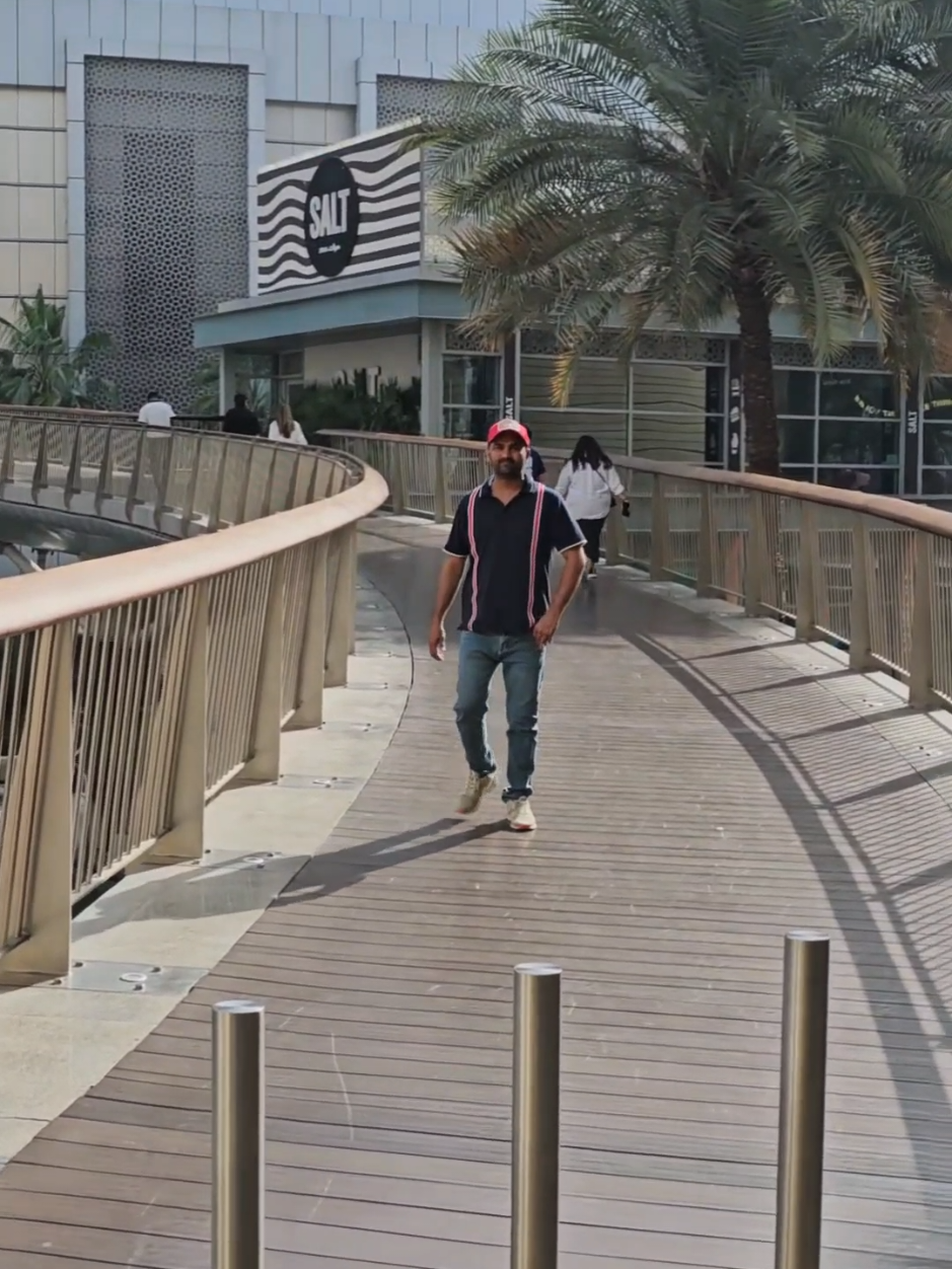 @moizdxb1