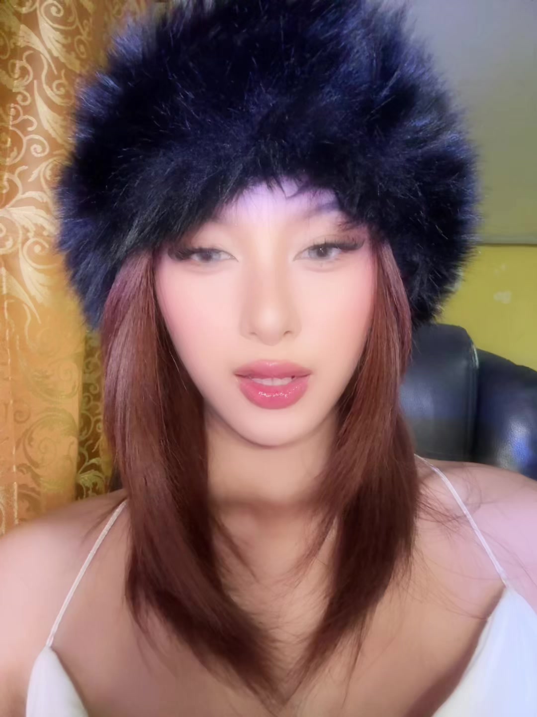 @Zefy