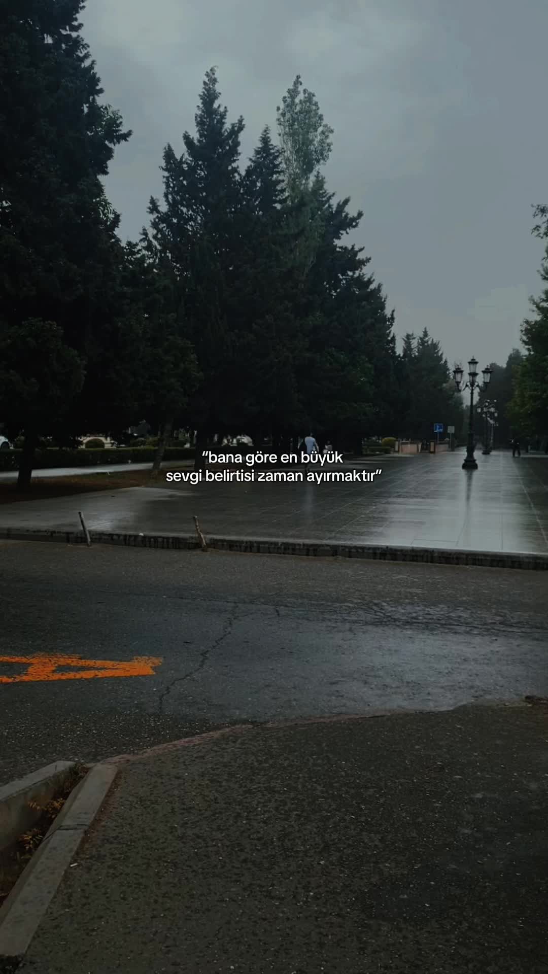 @𝓝𝓪𝔃.