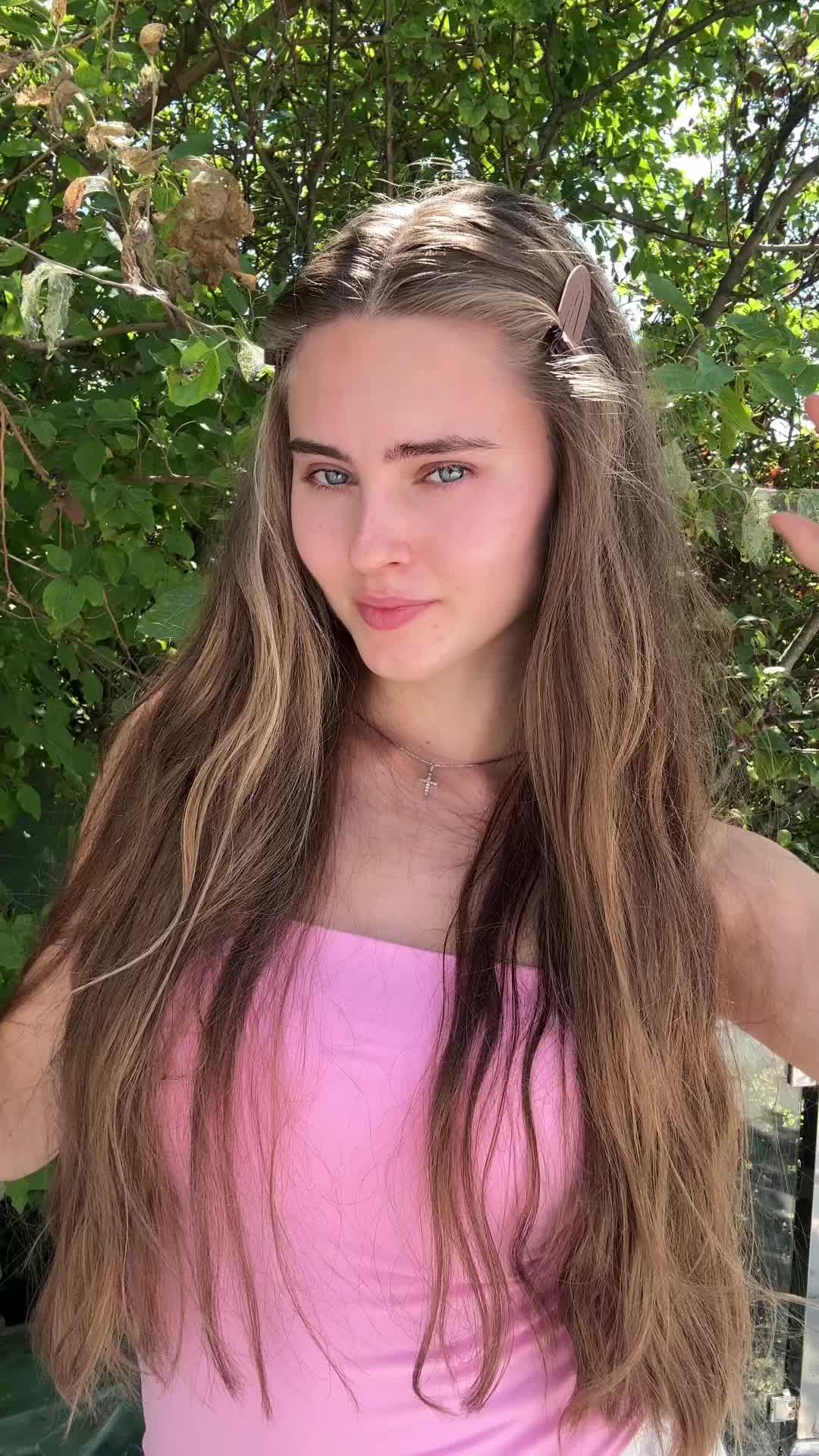 @Chrístína
