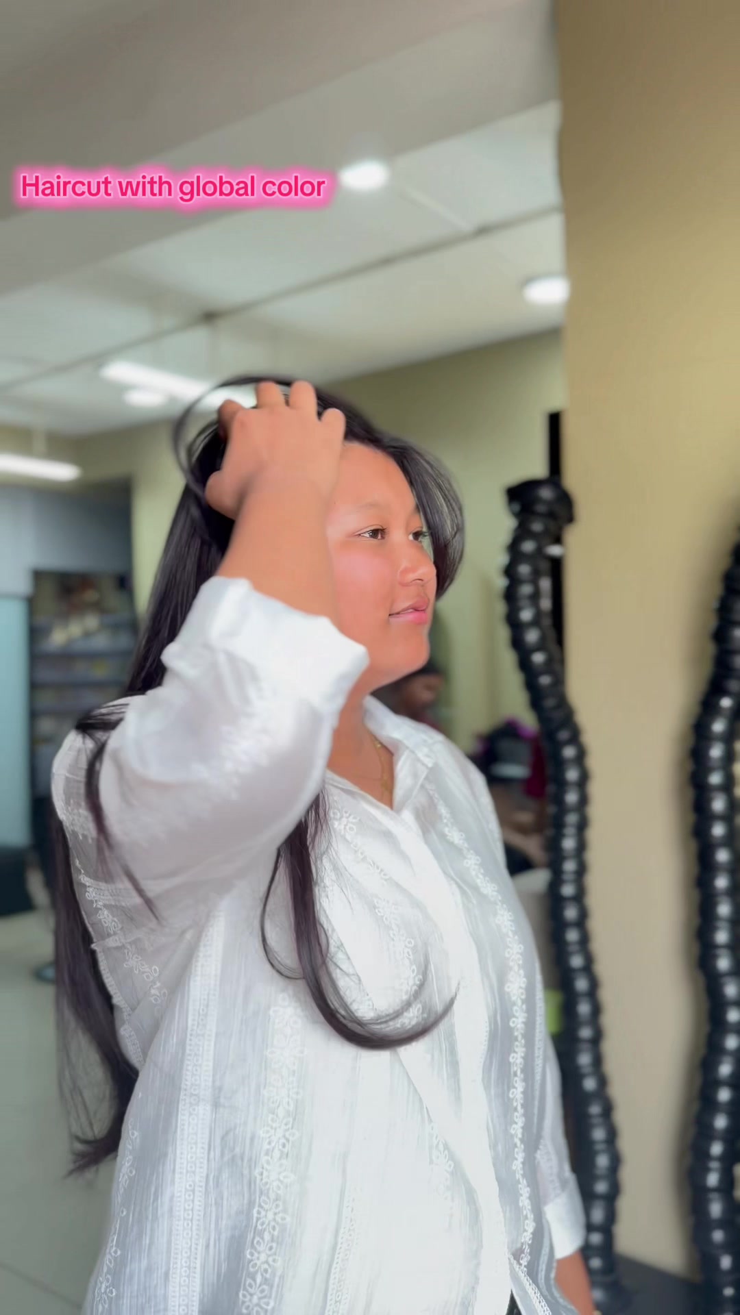 @Looks unisex salon
