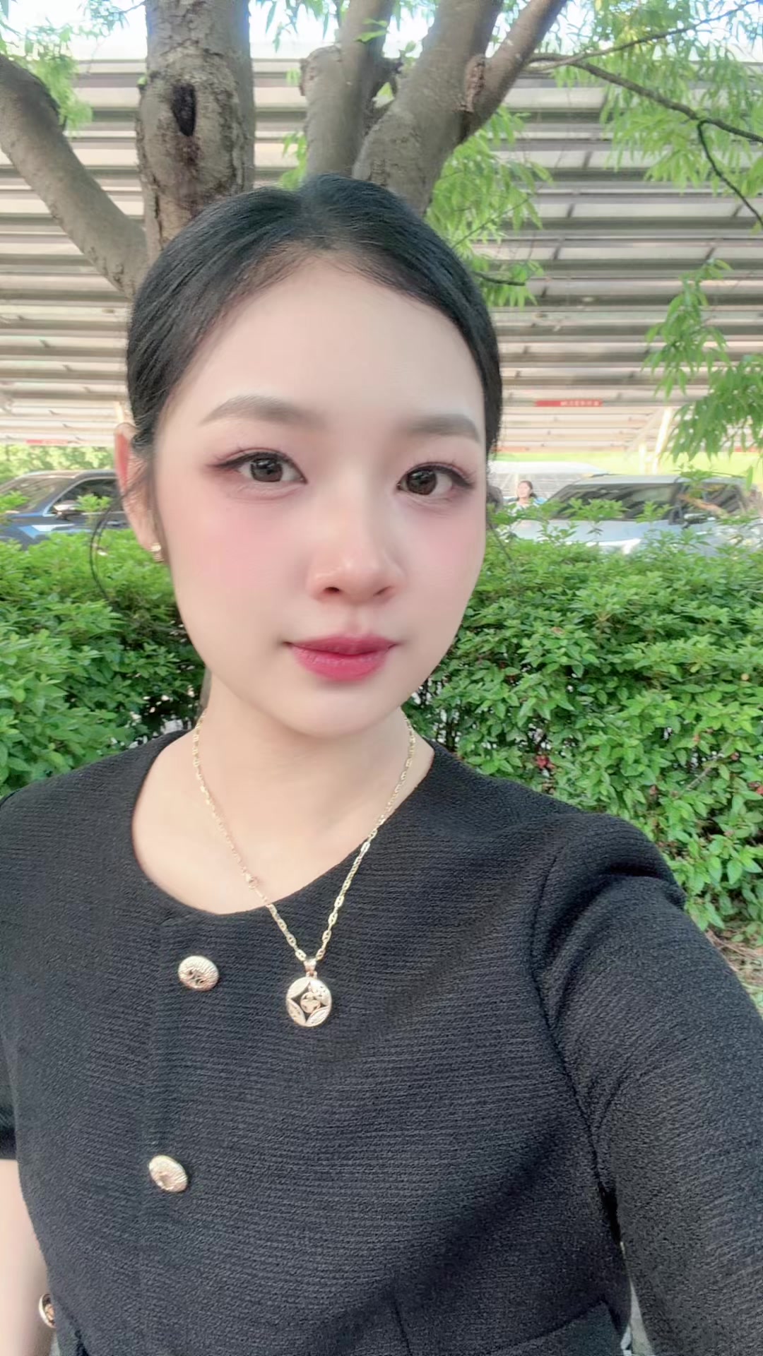 @ม่อง