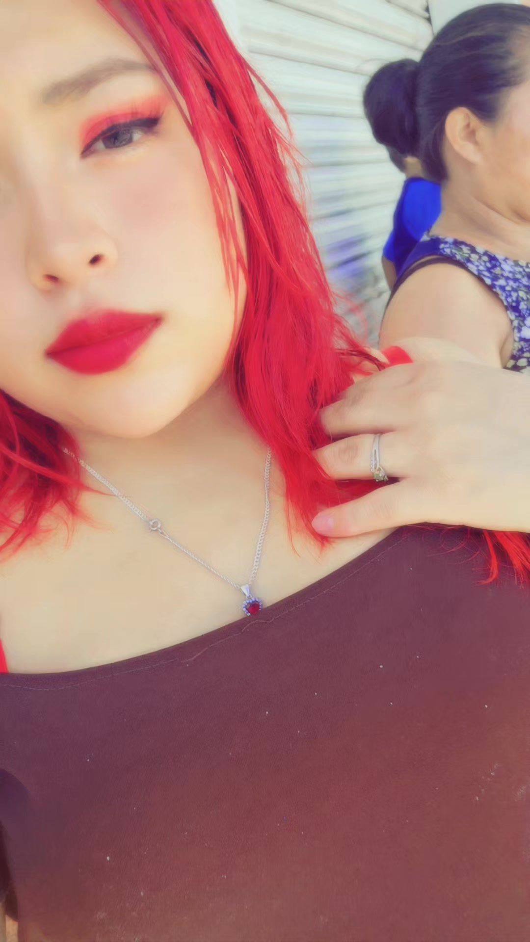 @𝕤𝕠𝕗𝕚 𝕔𝕙𝕚𝕥𝕚𝕔🖤