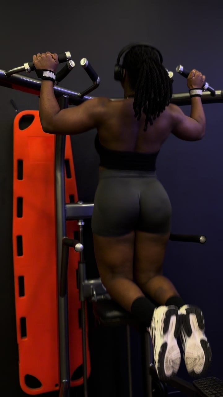 @CharleeserdjooB