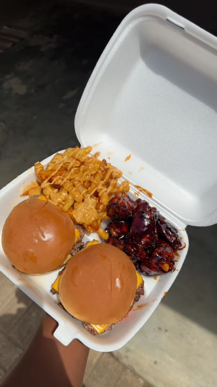 @TheBurgerFactory015