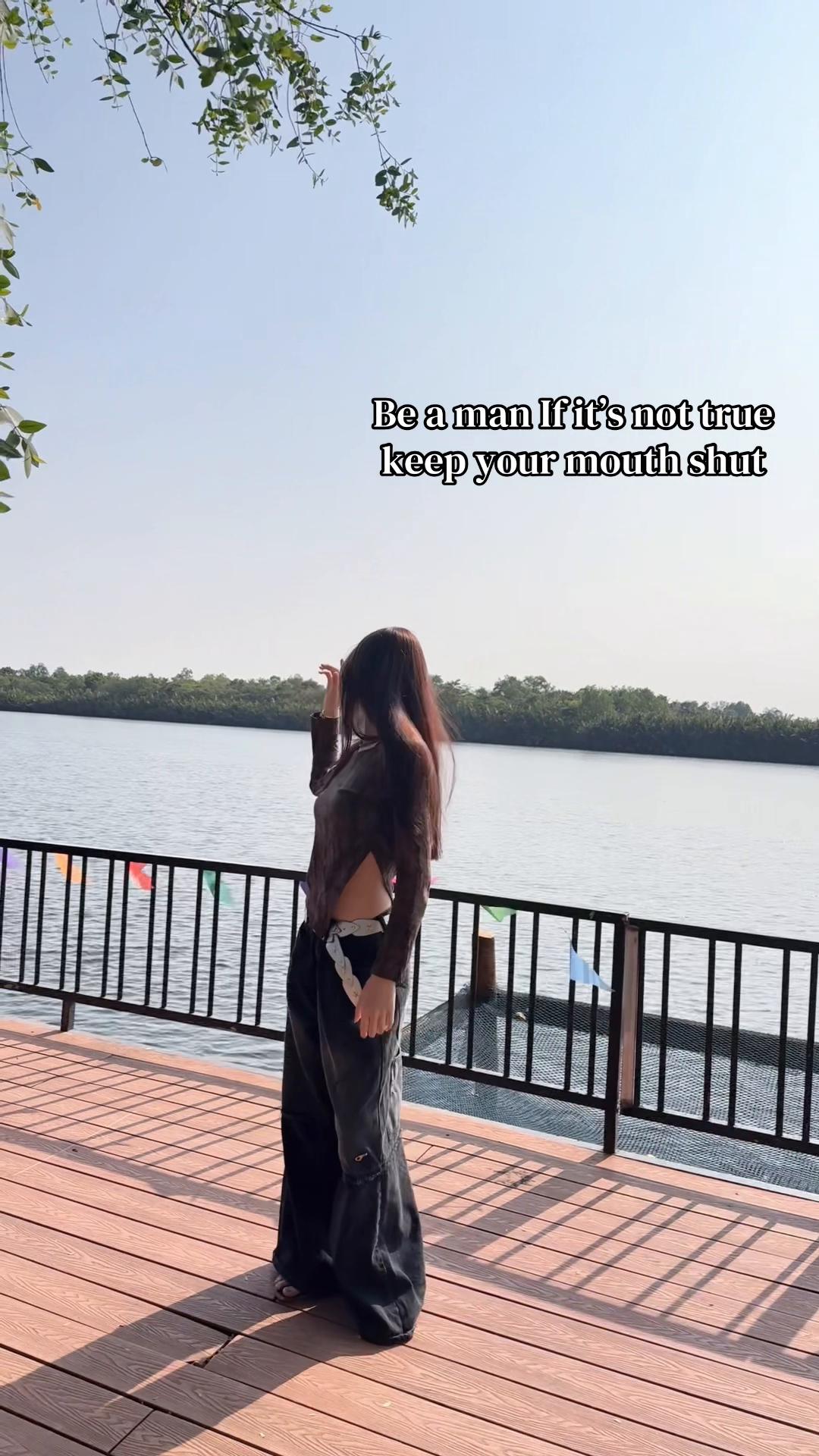 @LING-លីង