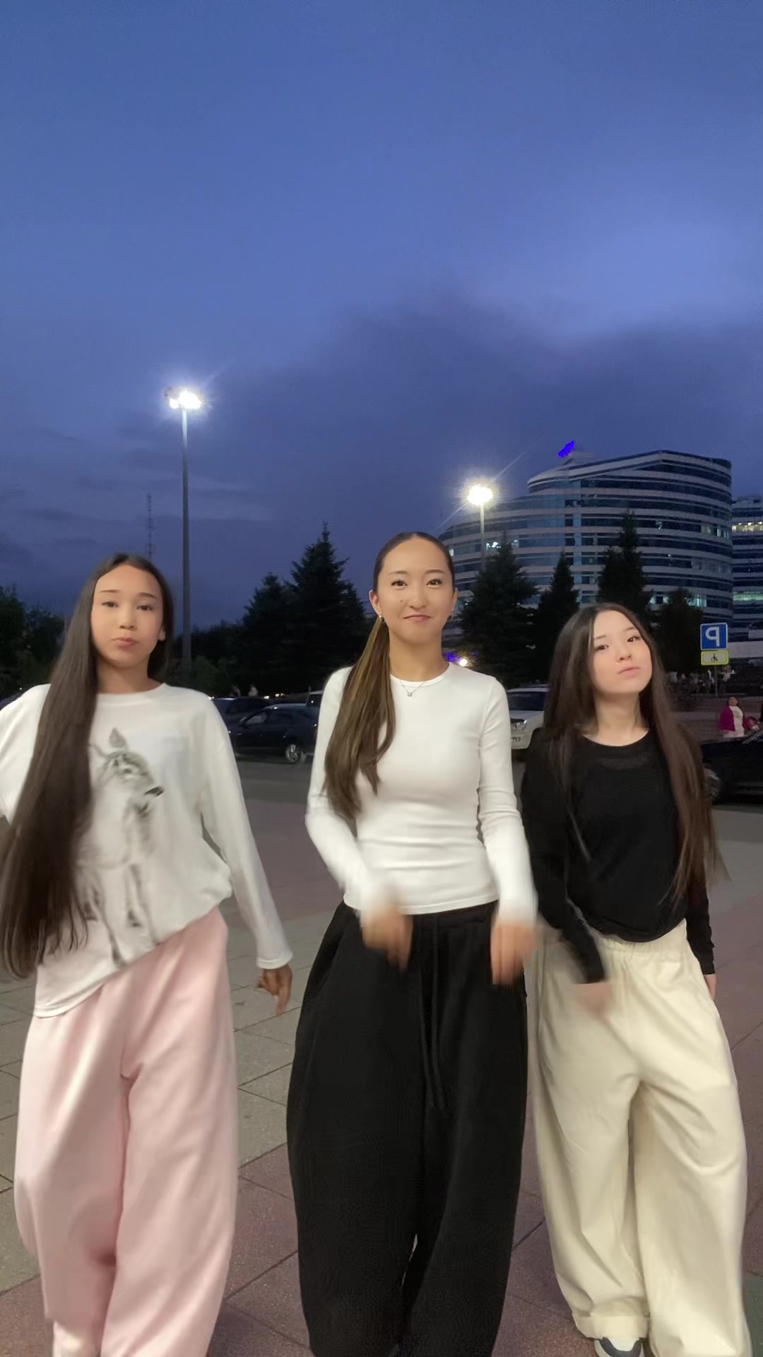 @айзия