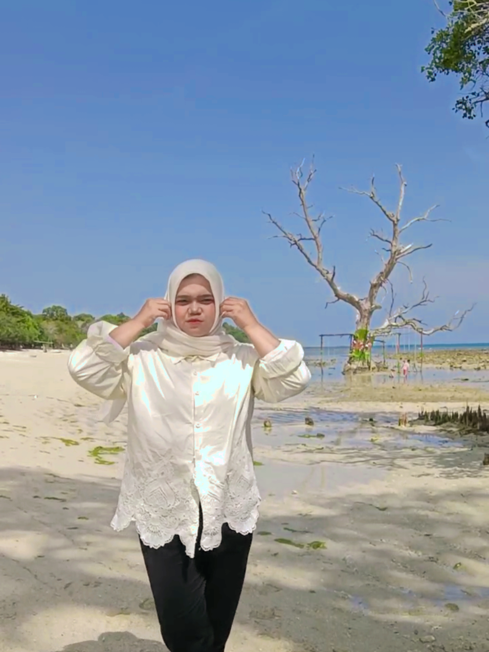 @Desi Arida 🦋