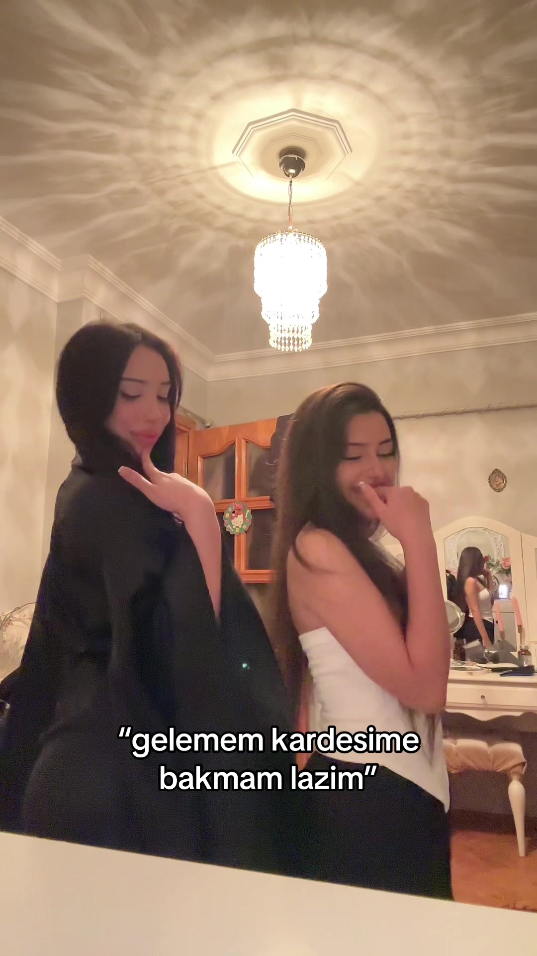 @𝐧𝐞𝐬𝐥𝐢𝐬𝐬🦢