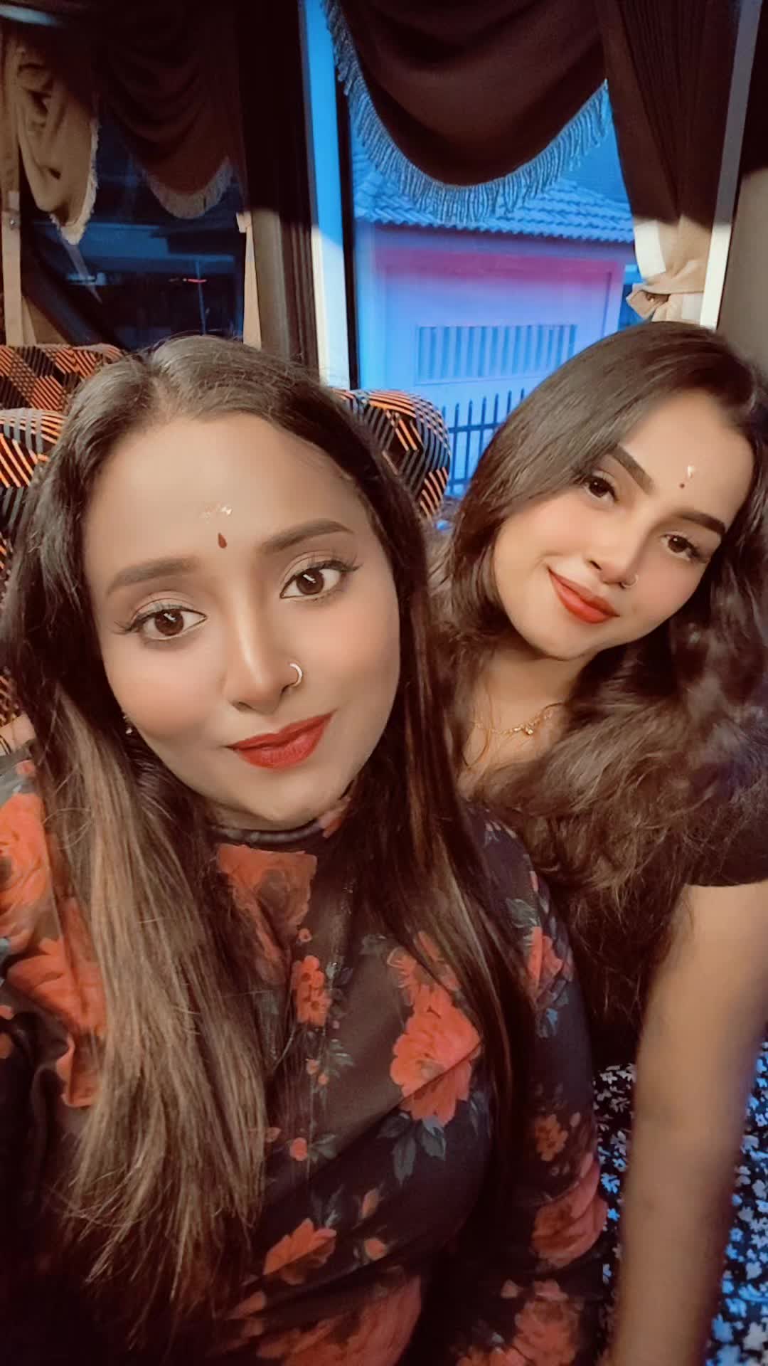 @LULU....❤️✨🖤