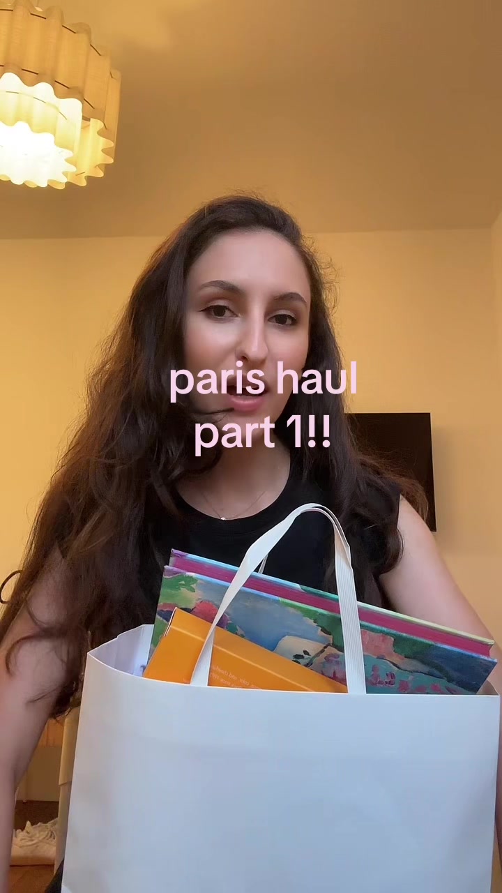 @leogirll4