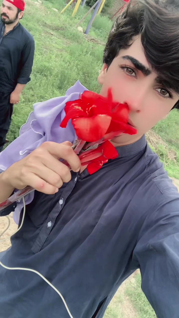@🌹 ZAHEEN GuLL🌹