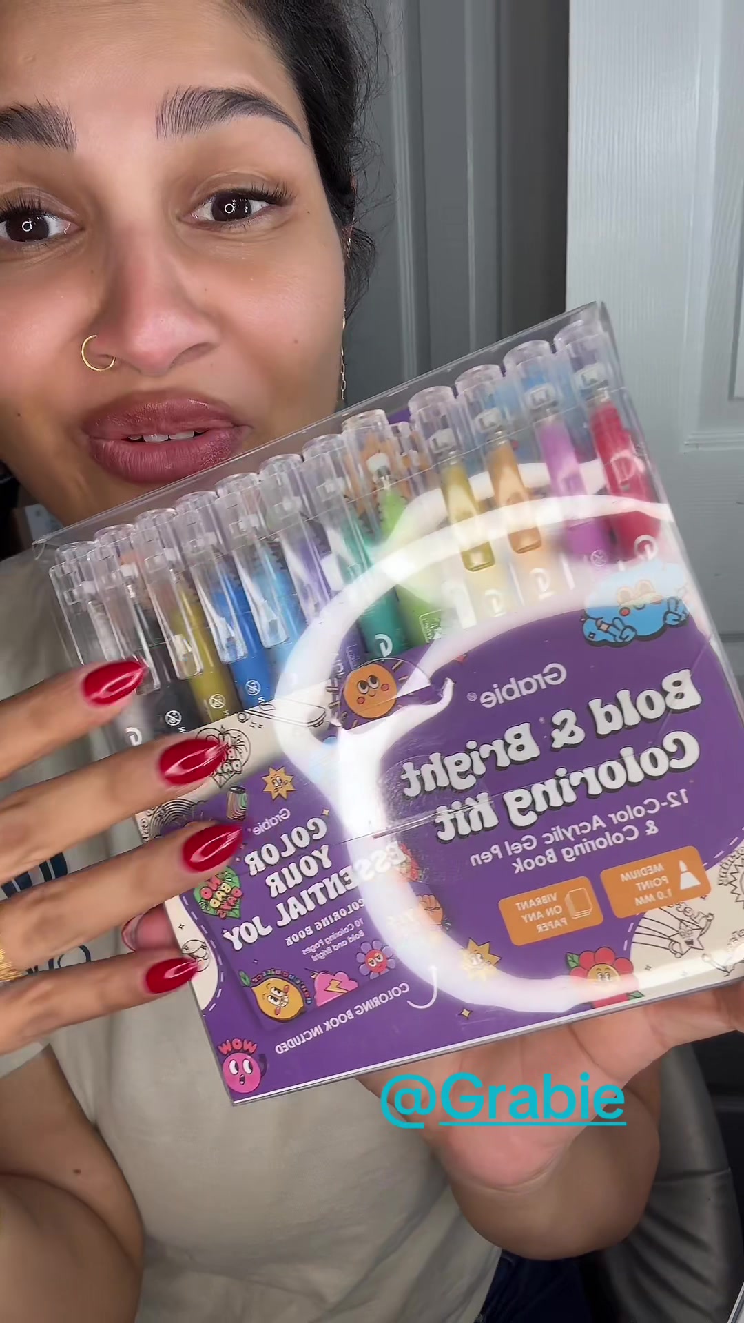 @MakeupLaveena