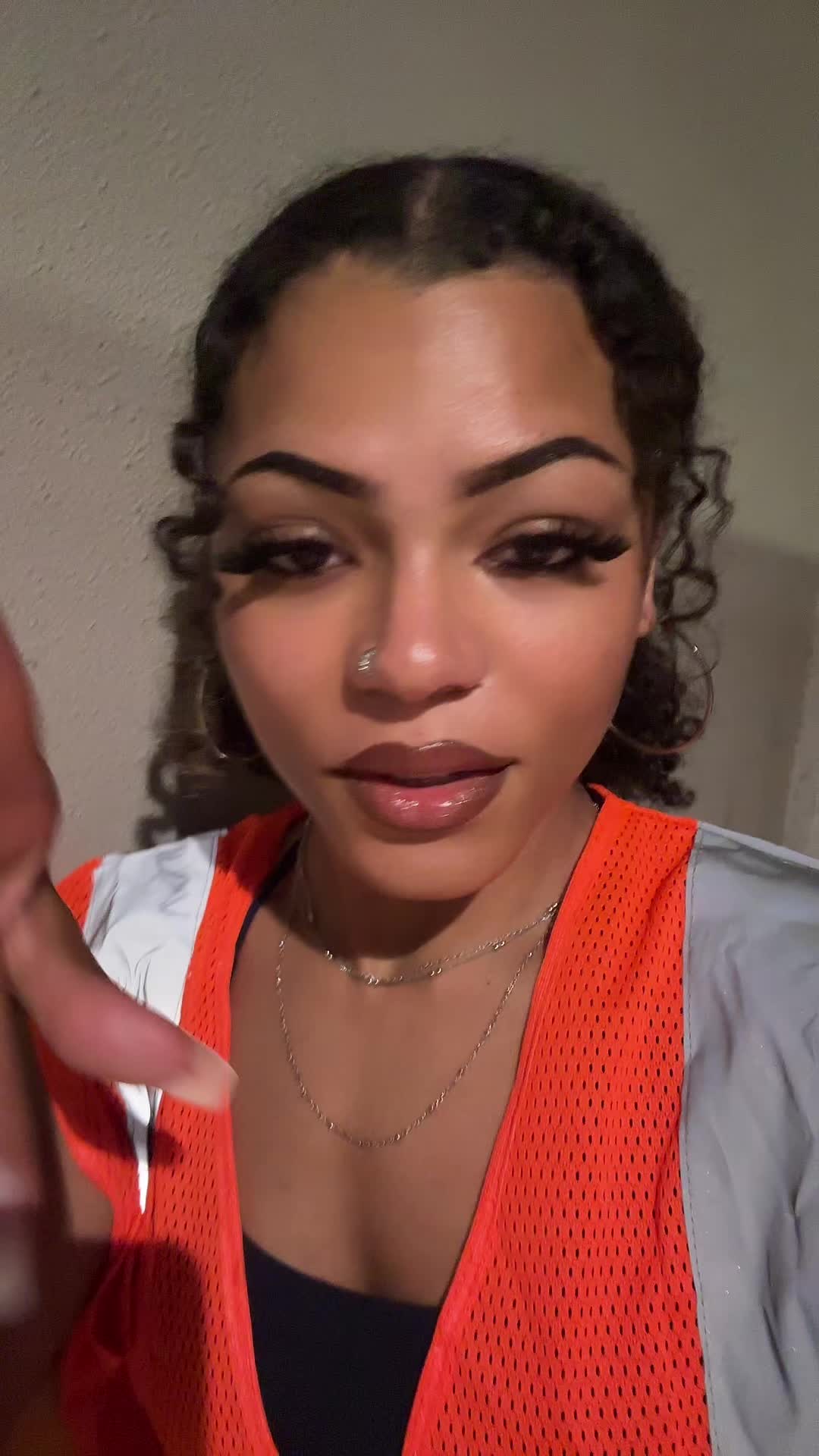 @Des 🙉