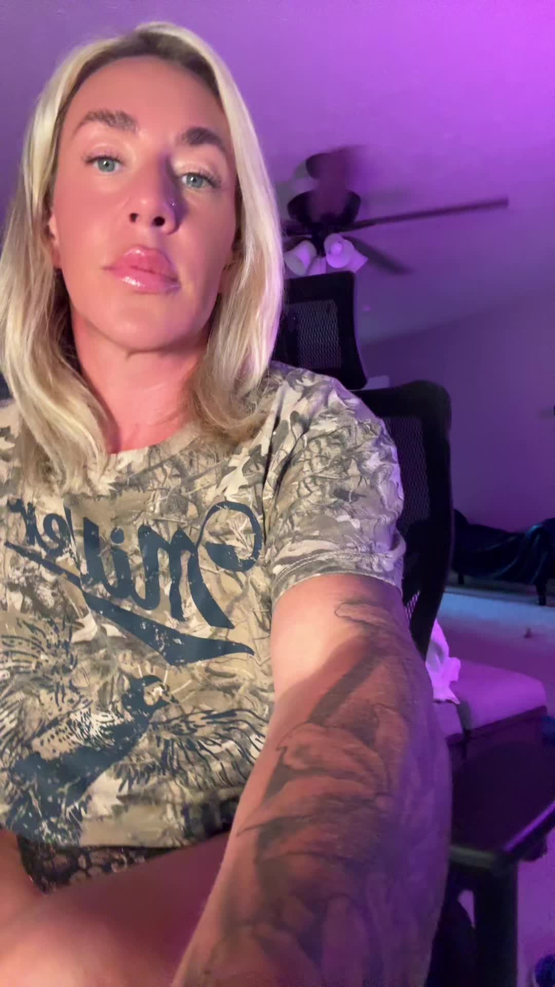 @🍍Michelle Boss 🏳️&zwj;🌈