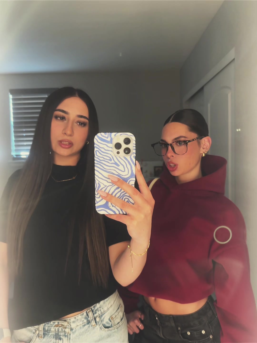 @👄