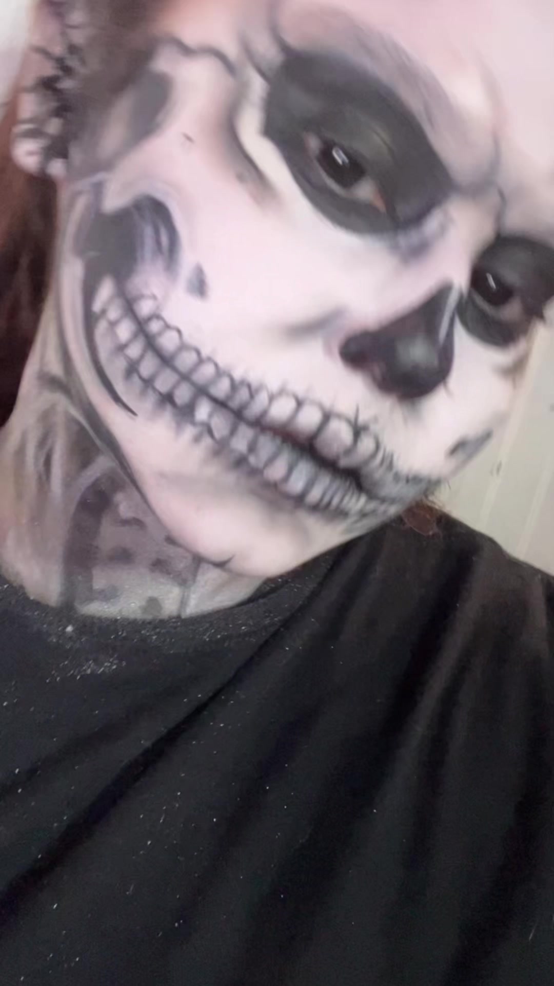 @Ellehalloween