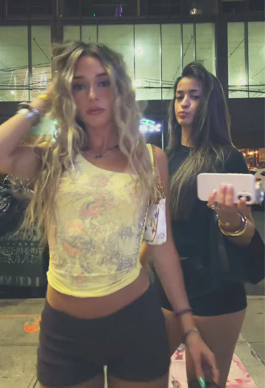 @Luna ✭
