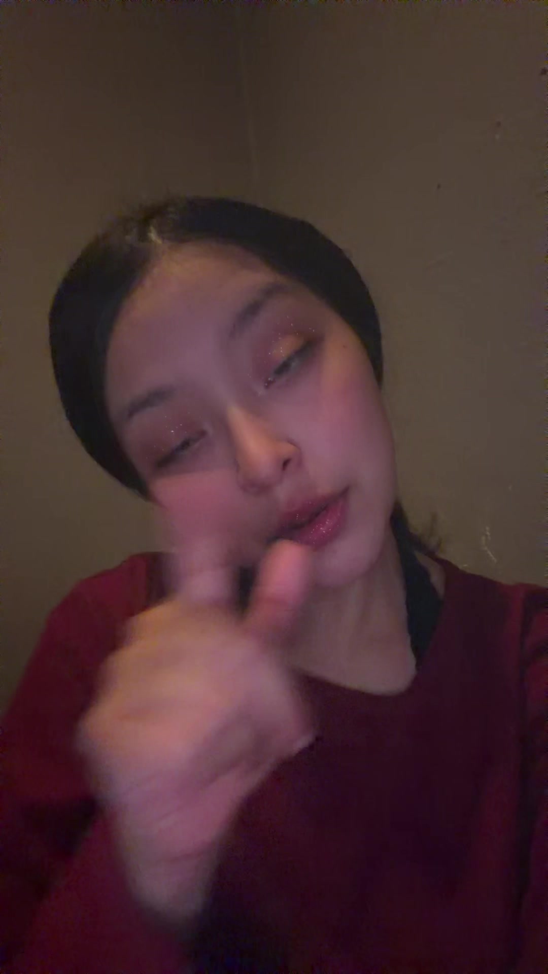 @Emilyღ🍑