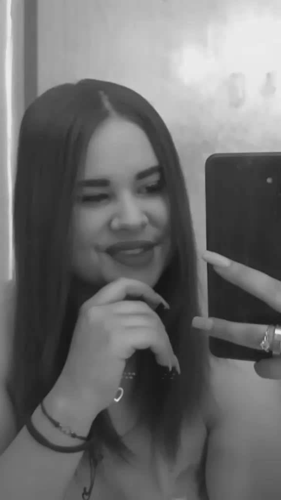 @Jovana0802
