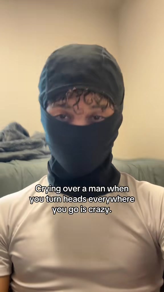 @collegeboyxp