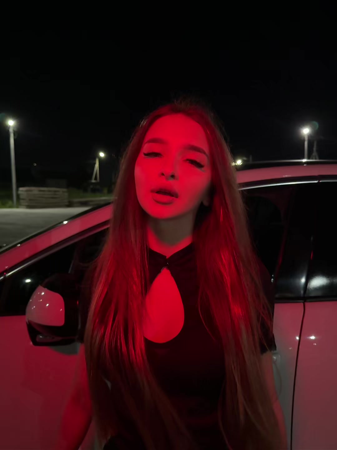 @nikklliii